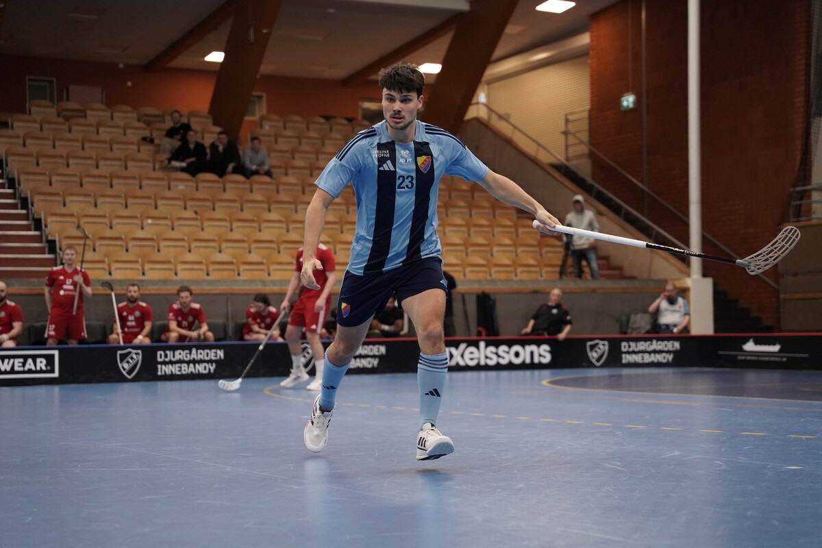 LINUS CHRÉTIEN ZURÜCK ZUM UHCU